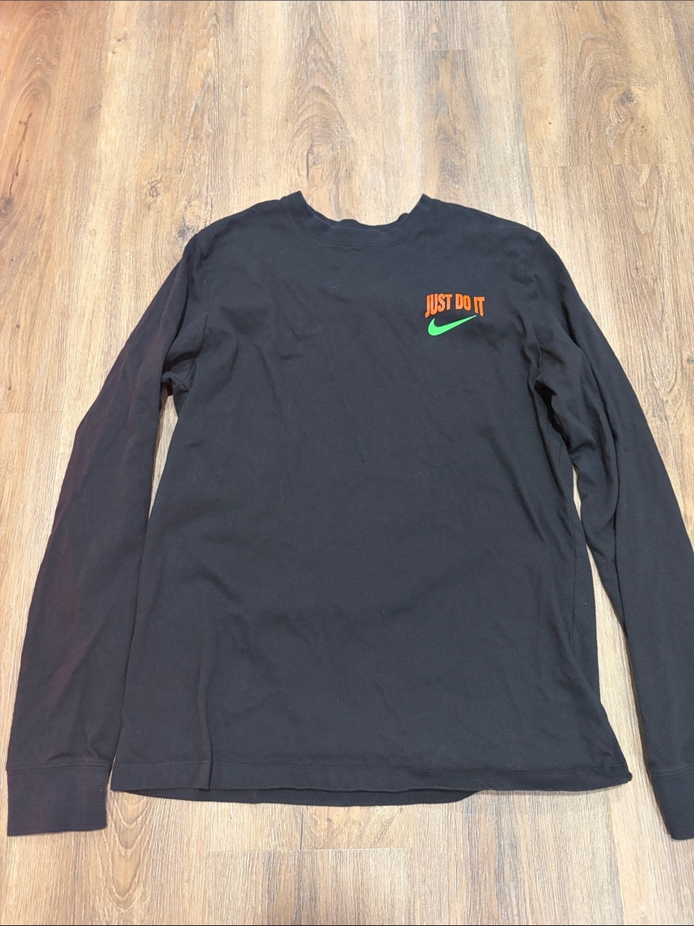 The Nike Tee Men's 'Just Do It' Long Sleeve Crew
